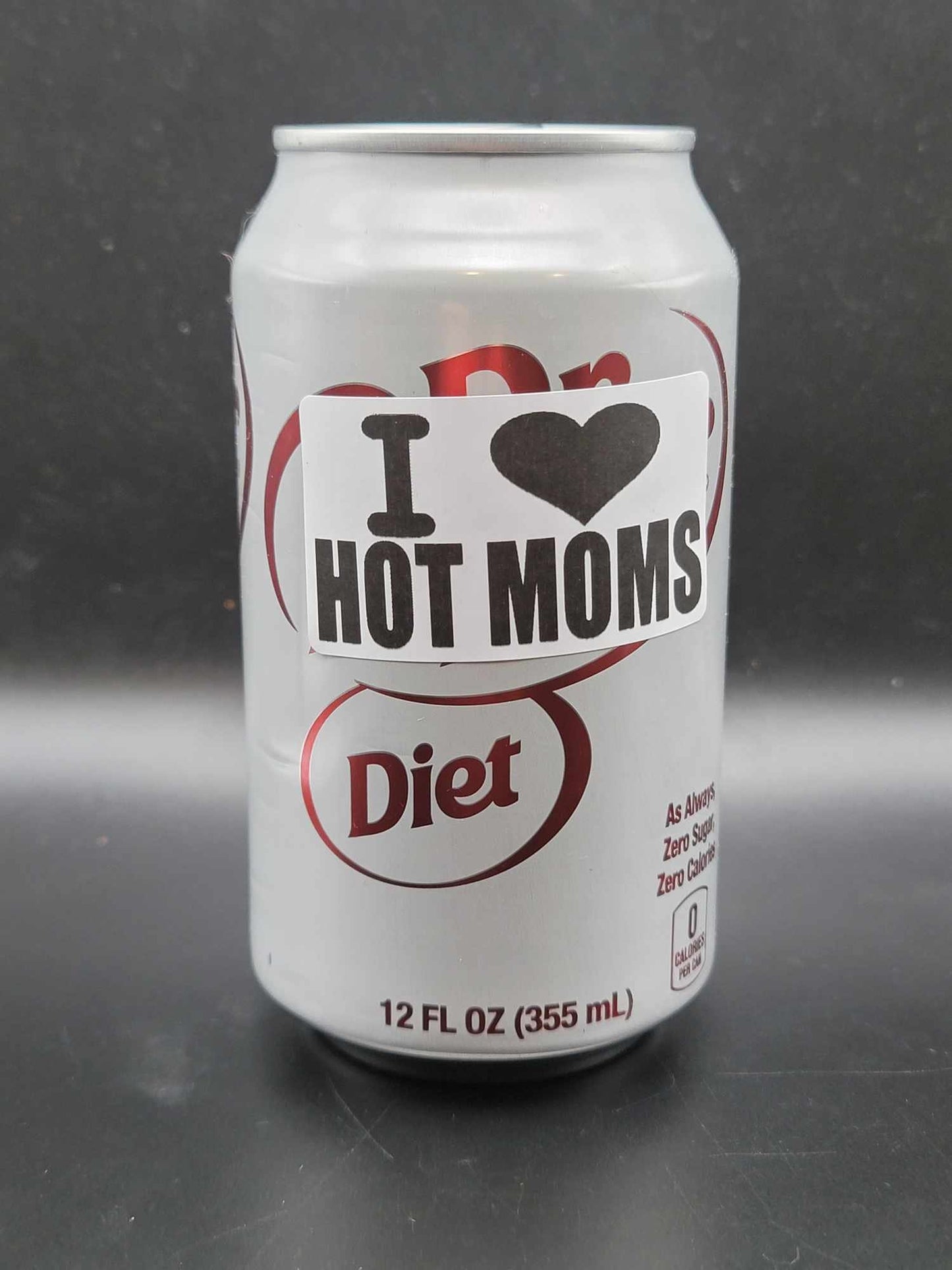 I LOVE HOT MOMS 25-500 Pack Stickers bulk gag sticker decal baby mama cougar hard hat labels