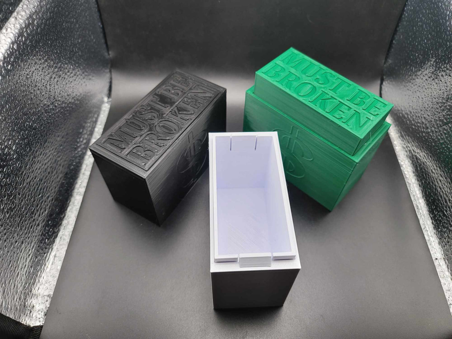 3D Printed UN-OPENABLE Smash Stash Box Permanent Safe